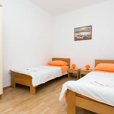 Apartmán Garden - One-bedroom With Terrace 2 Adults *