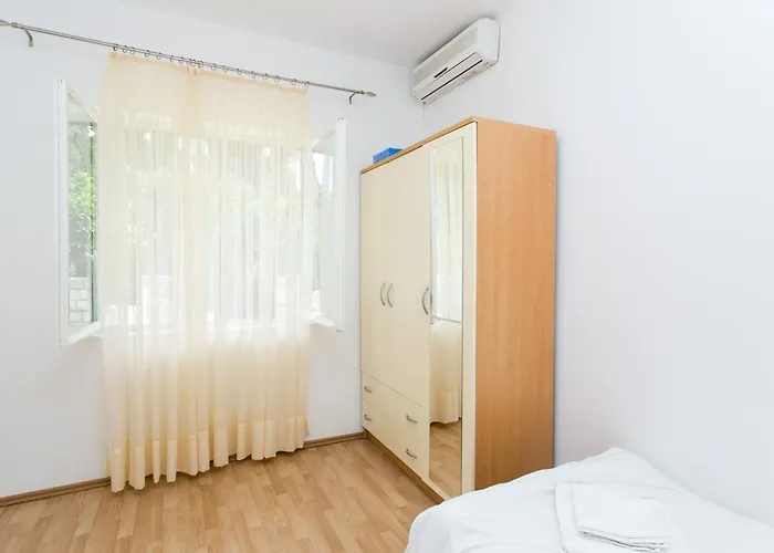 Apartament Garden - One-bedroom With Terrace 2 Adults