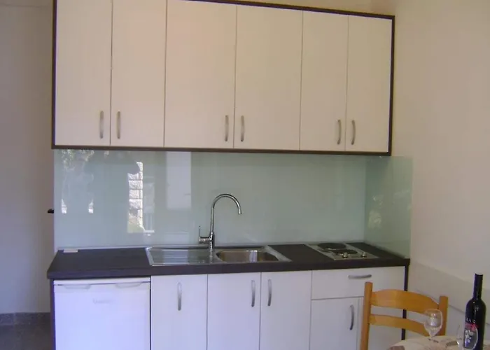 Garden - One-bedroom With Terrace 2 Adults Apartament