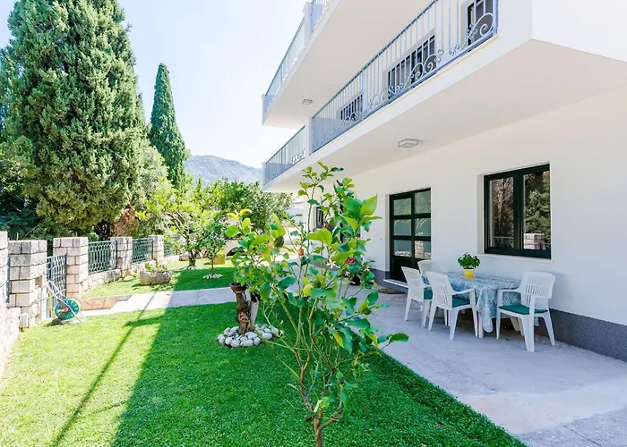 Garden - One-bedroom With Terrace 2 Adults Cavtat